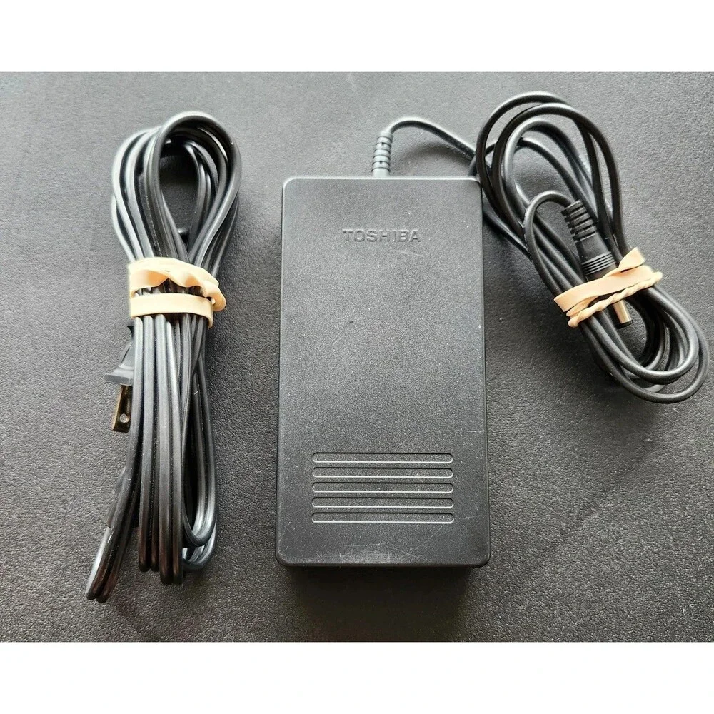 Genuine Toshiba PA2444U PA3048U-1ACA PA3282U-1ACA Power Adapter 15V 4A 60W OEM